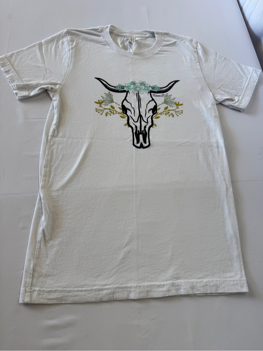 Bella+Canvas Longhorn Skull Floral Tee Small
